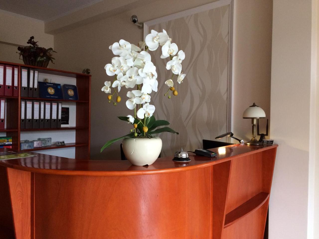 Homestay - Modlin Airport *