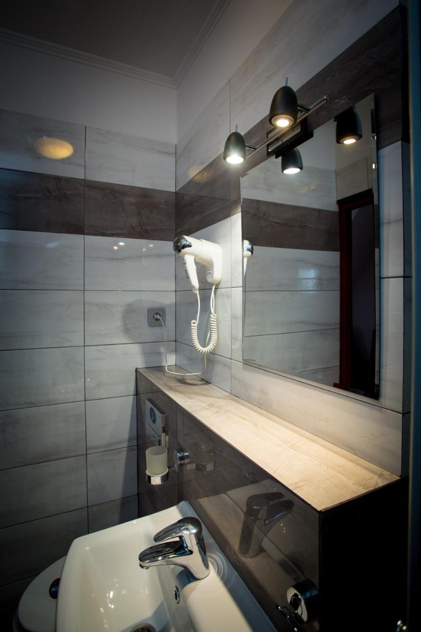 Homestay - Modlin Airport *