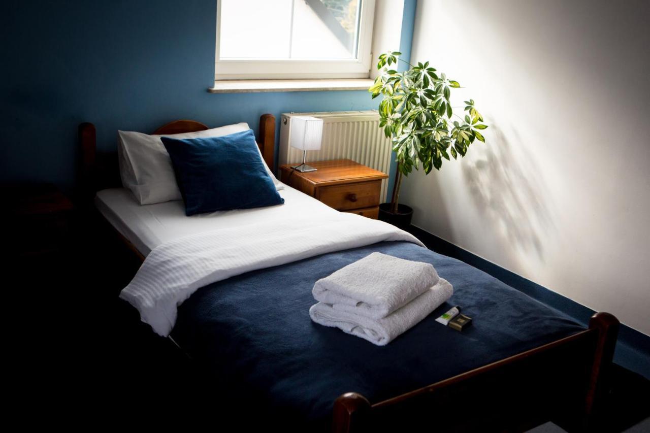 Homestay - Modlin Airport *
